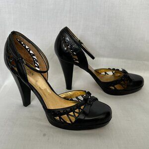 Guess Black Leather High Heeled Shoes, size 8